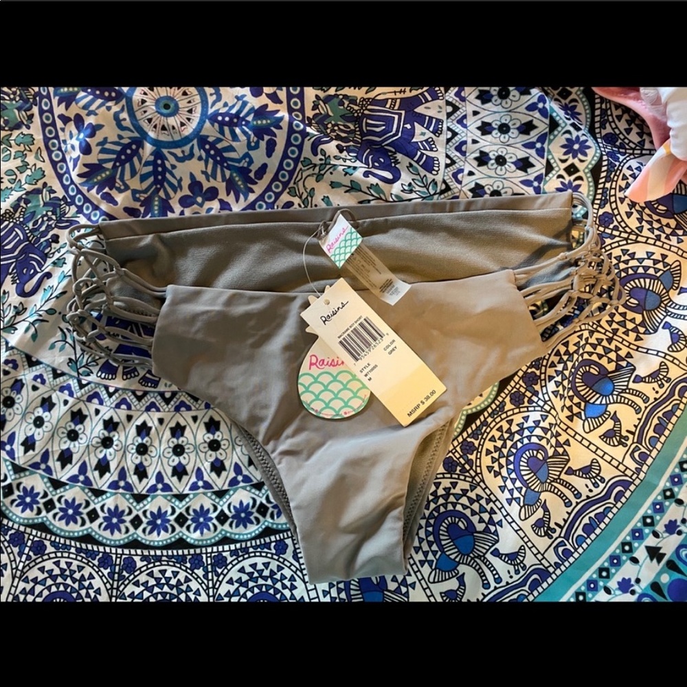 Grey NWT Raisins Swim Bottom Size M